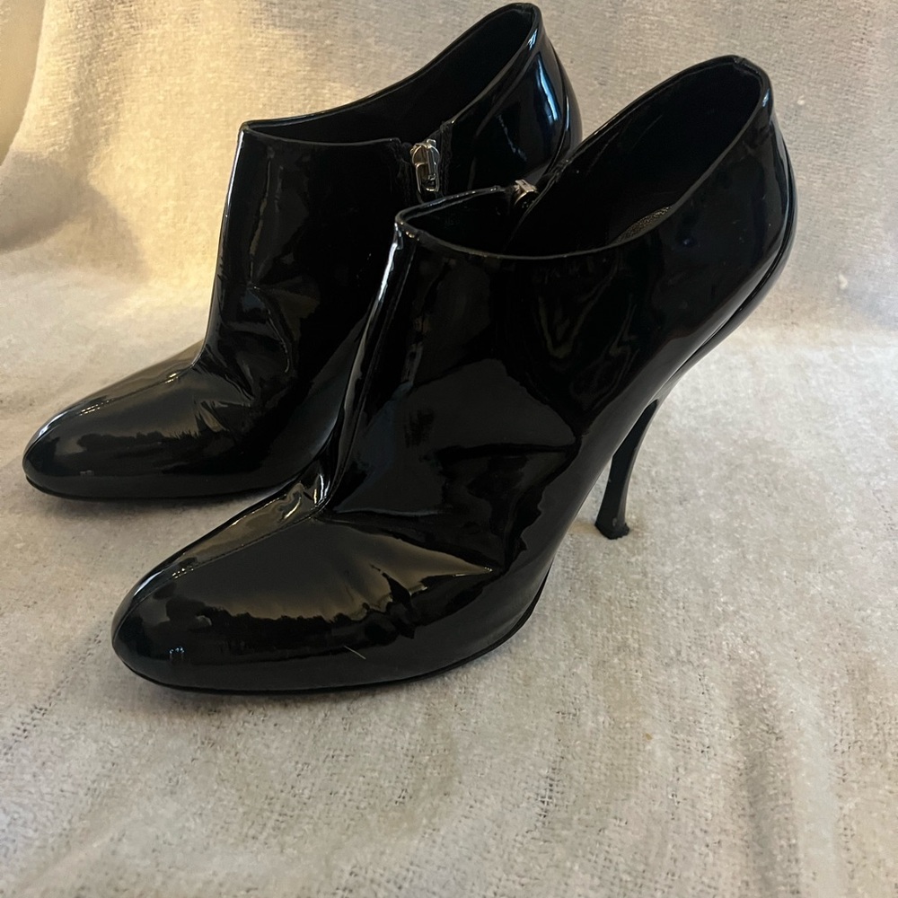 Miu Miu Glossy Patent Leather Black Heeled Boots Booties Stilleto